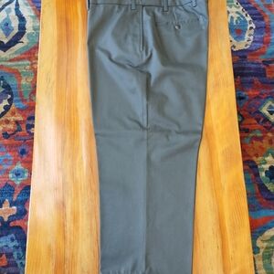 St. John's Bay Dress Pants Size 46W in Olive Green